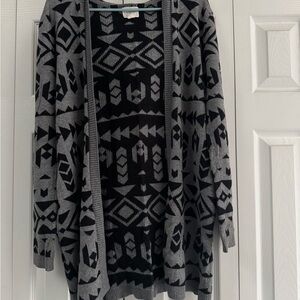La Hearts Black and Gray Geometric Open-Front Cardigan
